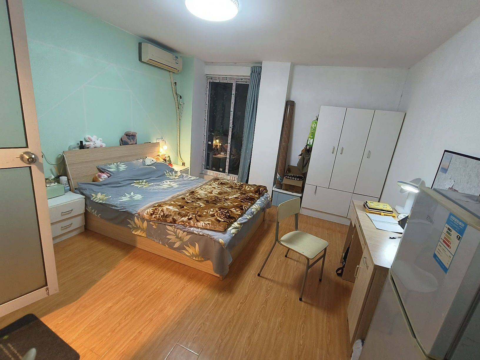Ningbo-Yinzhou-Cozy Home,Clean&Comfy,No Gender Limit,Hustle & Bustle,“Friends”,Chilled,LGBTQ Friendly,Pet Friendly