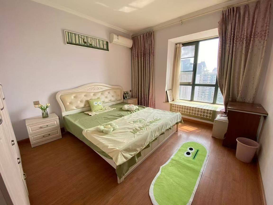 Cozy Home-Clean&Comfy-No Gender Limit-Hustle & Bustle-Chilled-LGBTQ Friendly-Pet Friendly