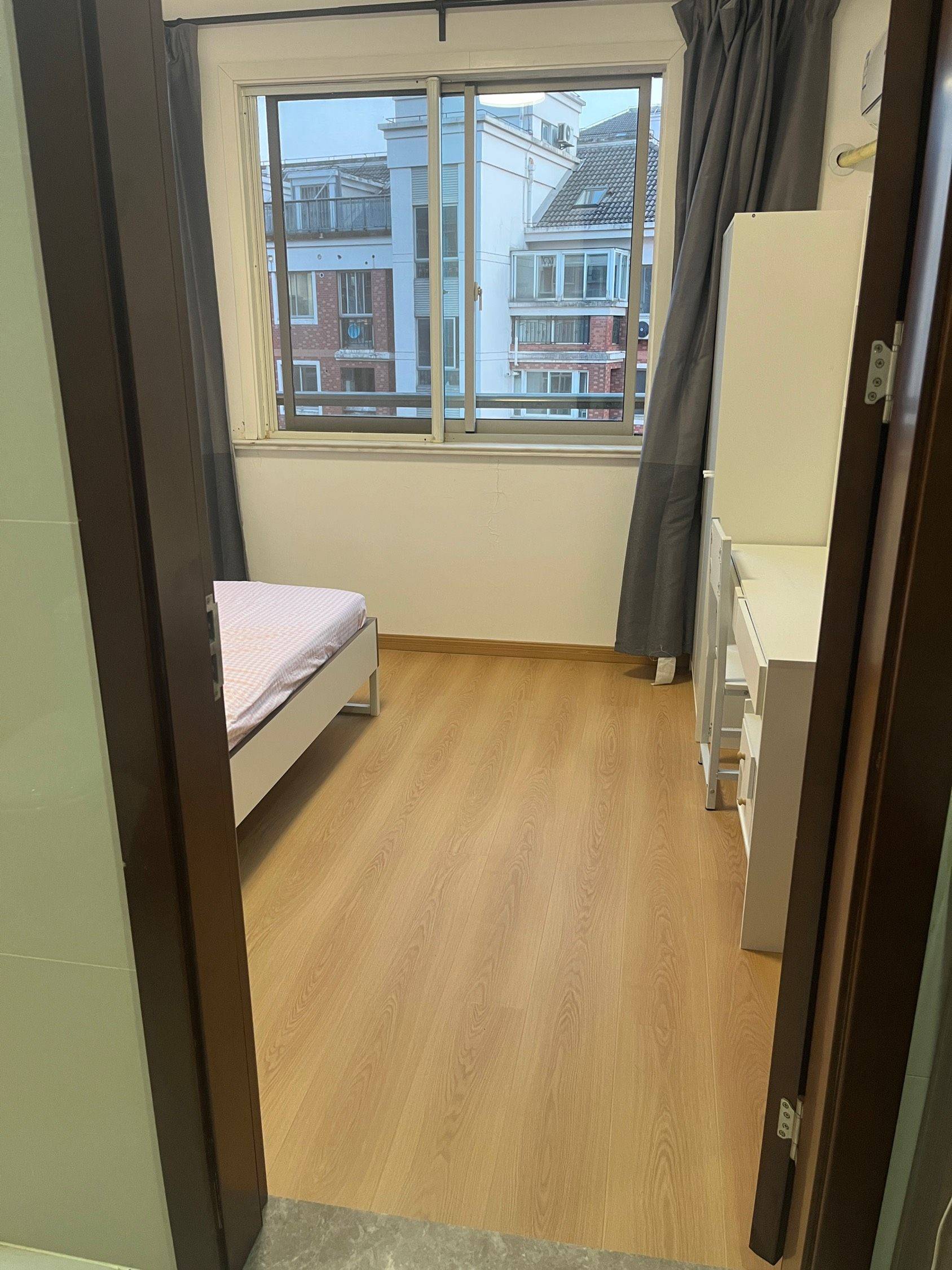 Shanghai-Pudong-Cozy Home,Clean&Comfy,No Gender Limit,Hustle & Bustle,“Friends”,Chilled,LGBTQ Friendly,Pet Friendly