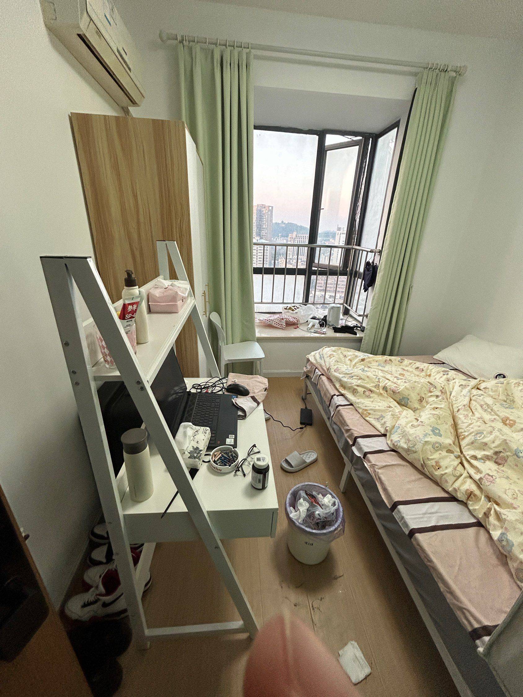 Wuhan-Hongshan-Cozy Home,Clean&Comfy,“Friends”,Chilled