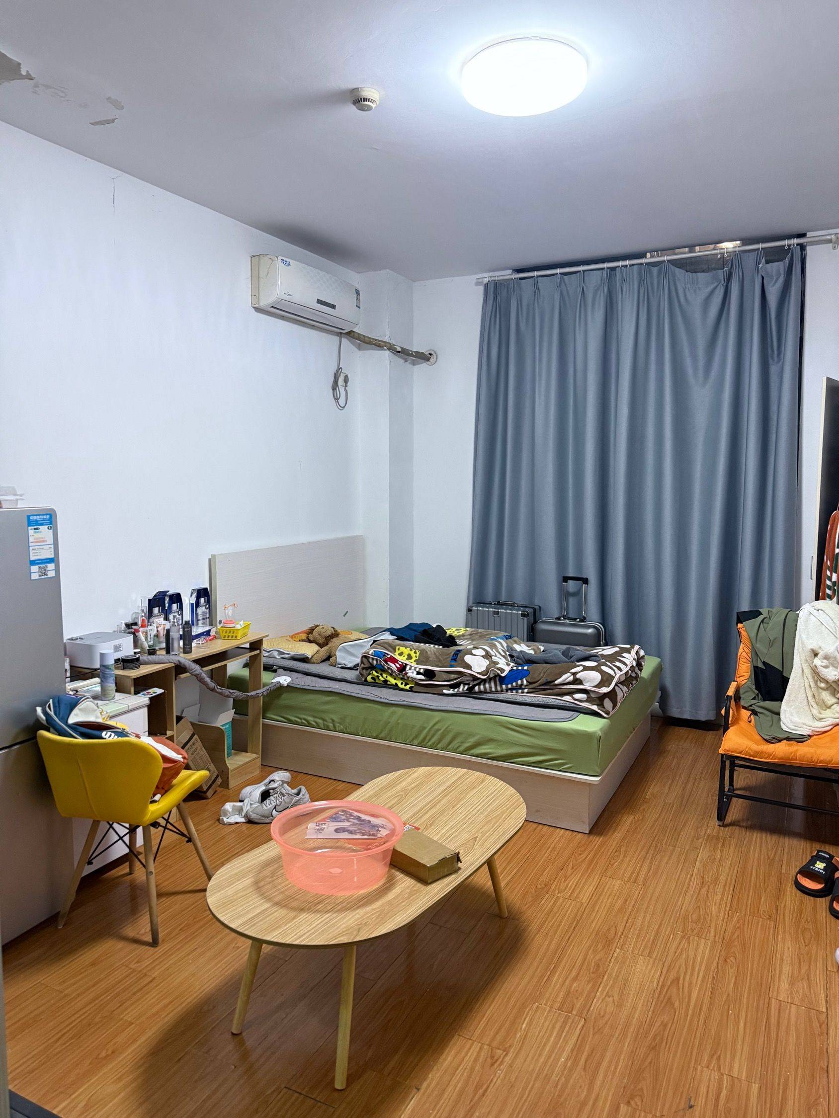 Shanghai-Jiading-Clean&Comfy,No Gender Limit,Hustle & Bustle