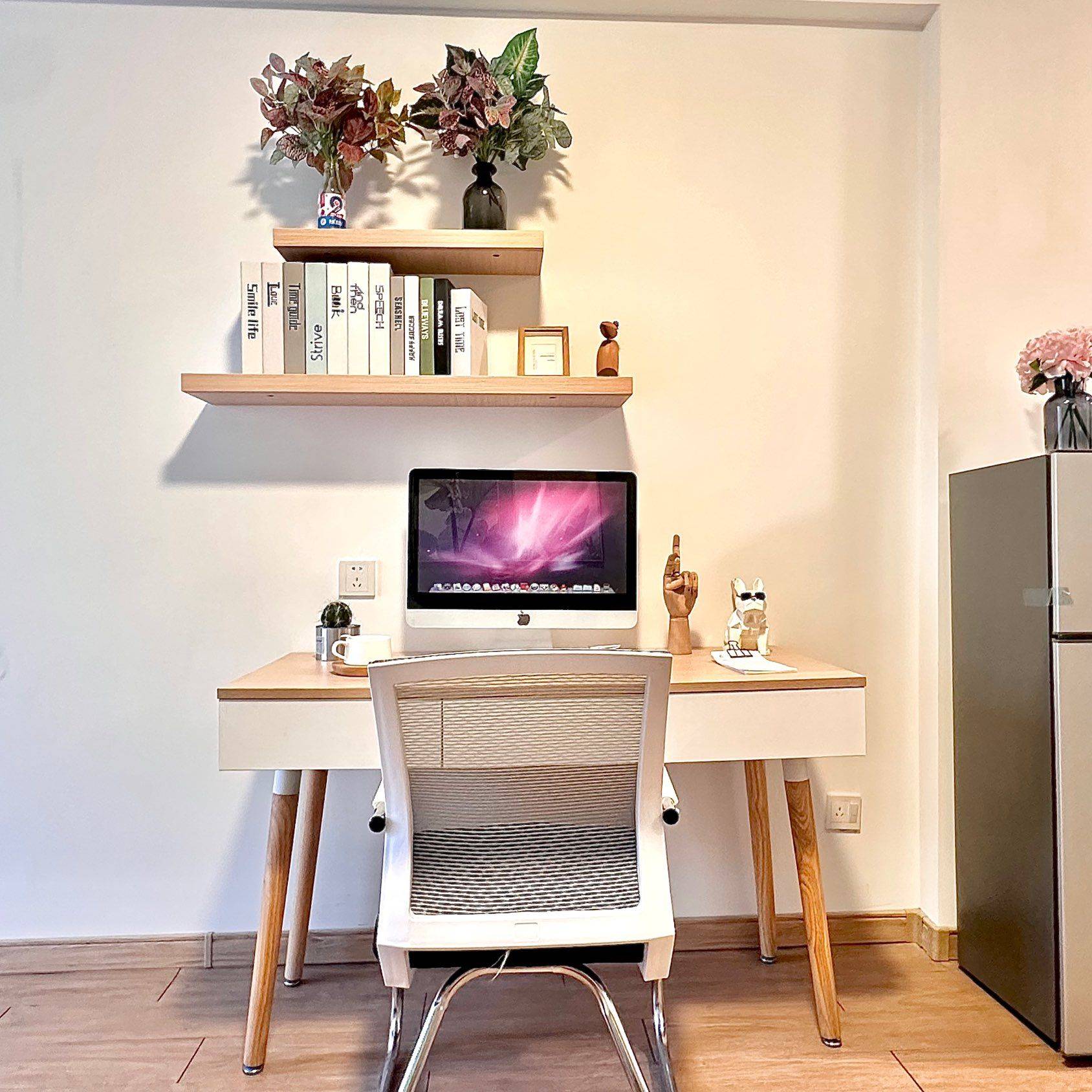 Cozy Home | Clean&Comfy | No Gender Limit | Hustle & Bustle | “Friends” | Chilled | LGBTQ Friendly | Pet Friendly