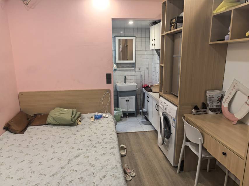 Beijing-Fengtai-Cozy Home,Clean&Comfy,No Gender Limit,Hustle & Bustle,“Friends”,Chilled