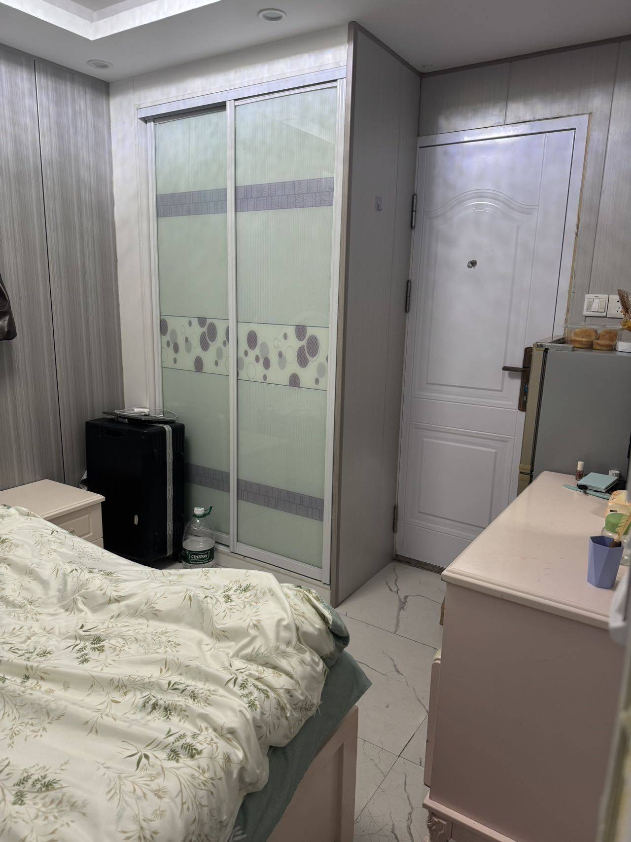 Shanghai-Minhang-Cozy Home,Clean&Comfy,No Gender Limit,Hustle & Bustle,“Friends”,Chilled,Pet Friendly
