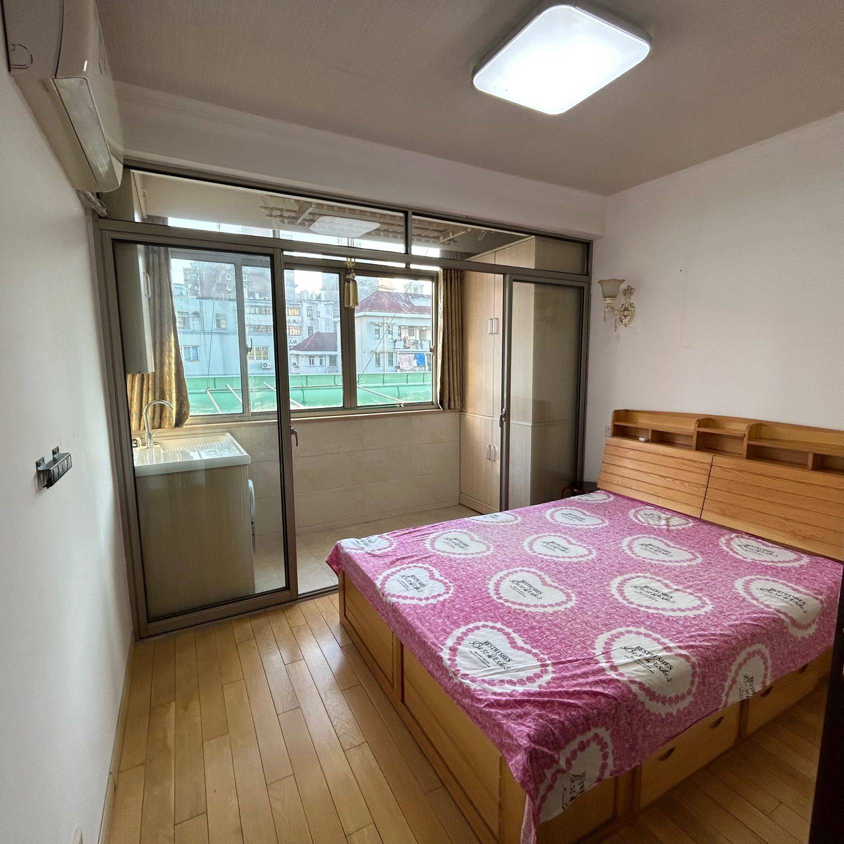 Shanghai-Huangpu-Cozy Home,Clean&Comfy,“Friends”
