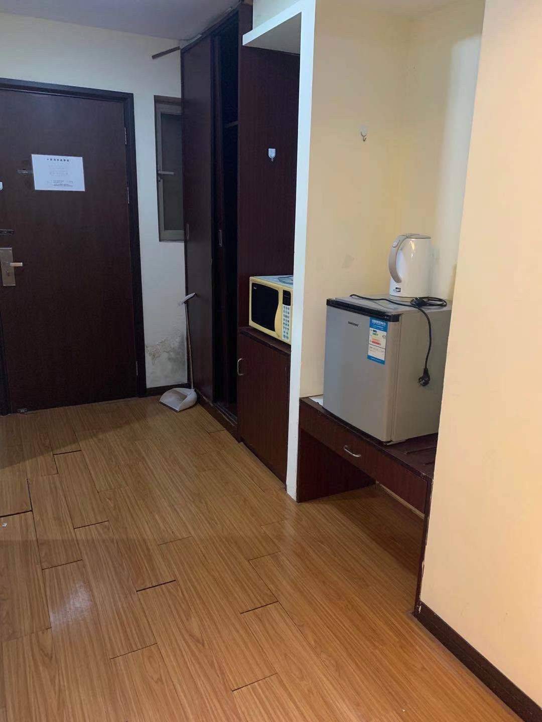 Shanghai-Pudong-Cozy Home,No Gender Limit,Pet Friendly