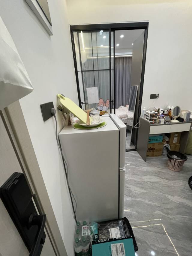 Shenzhen-BaoAn-loft,民水民电,停车方便,小区,Pet Friendly,Cozy Home