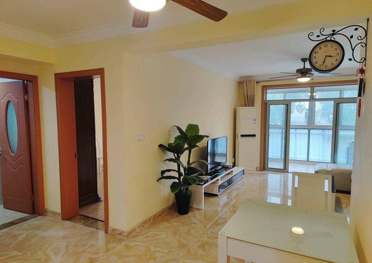 Shanghai-Minhang-Cozy Home,Clean&Comfy,No Gender Limit,Hustle & Bustle,“Friends”,Chilled,LGBTQ Friendly,Pet Friendly