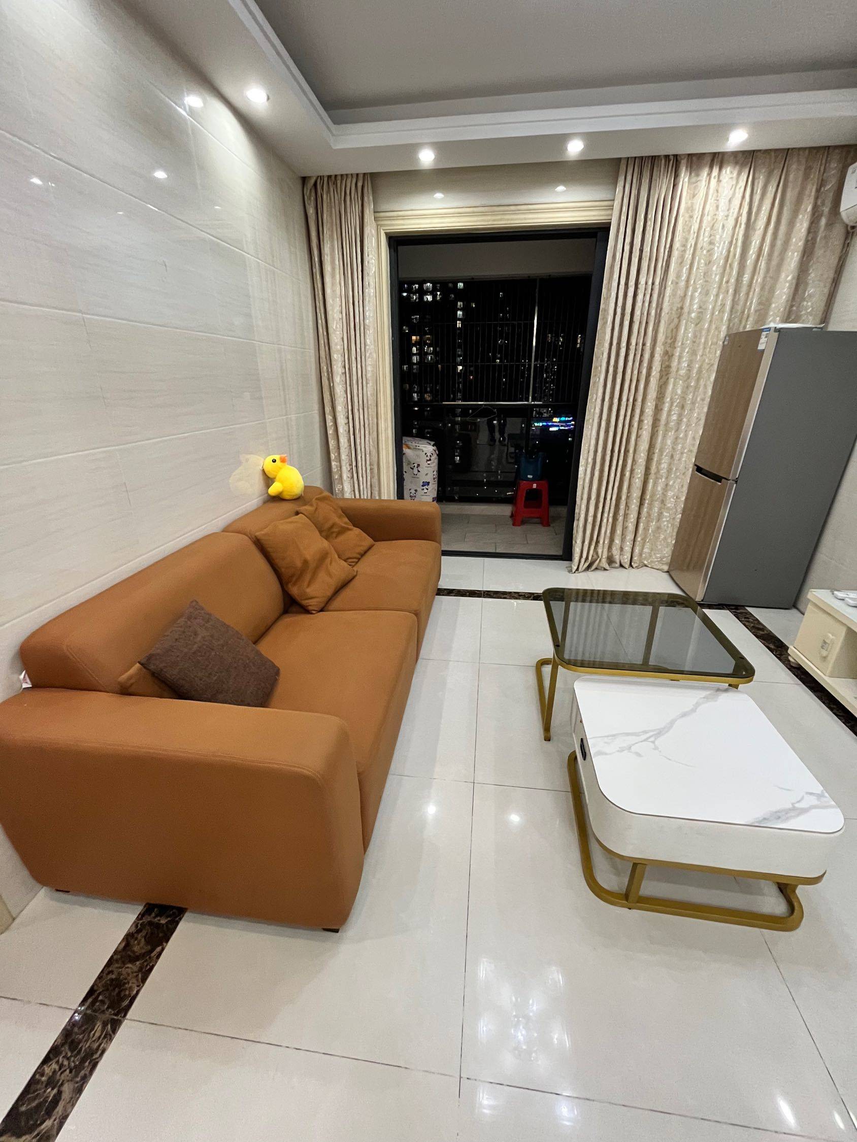 Shenzhen-Longgang-Cozy Home,Clean&Comfy,No Gender Limit,Hustle & Bustle,“Friends”,Chilled
