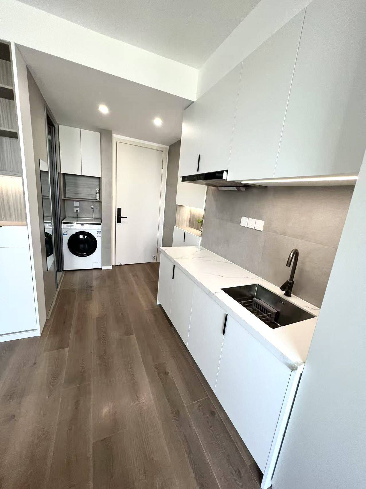 Shanghai-Pudong-Cozy Home,Clean&Comfy,No Gender Limit,Hustle & Bustle,“Friends”,Chilled