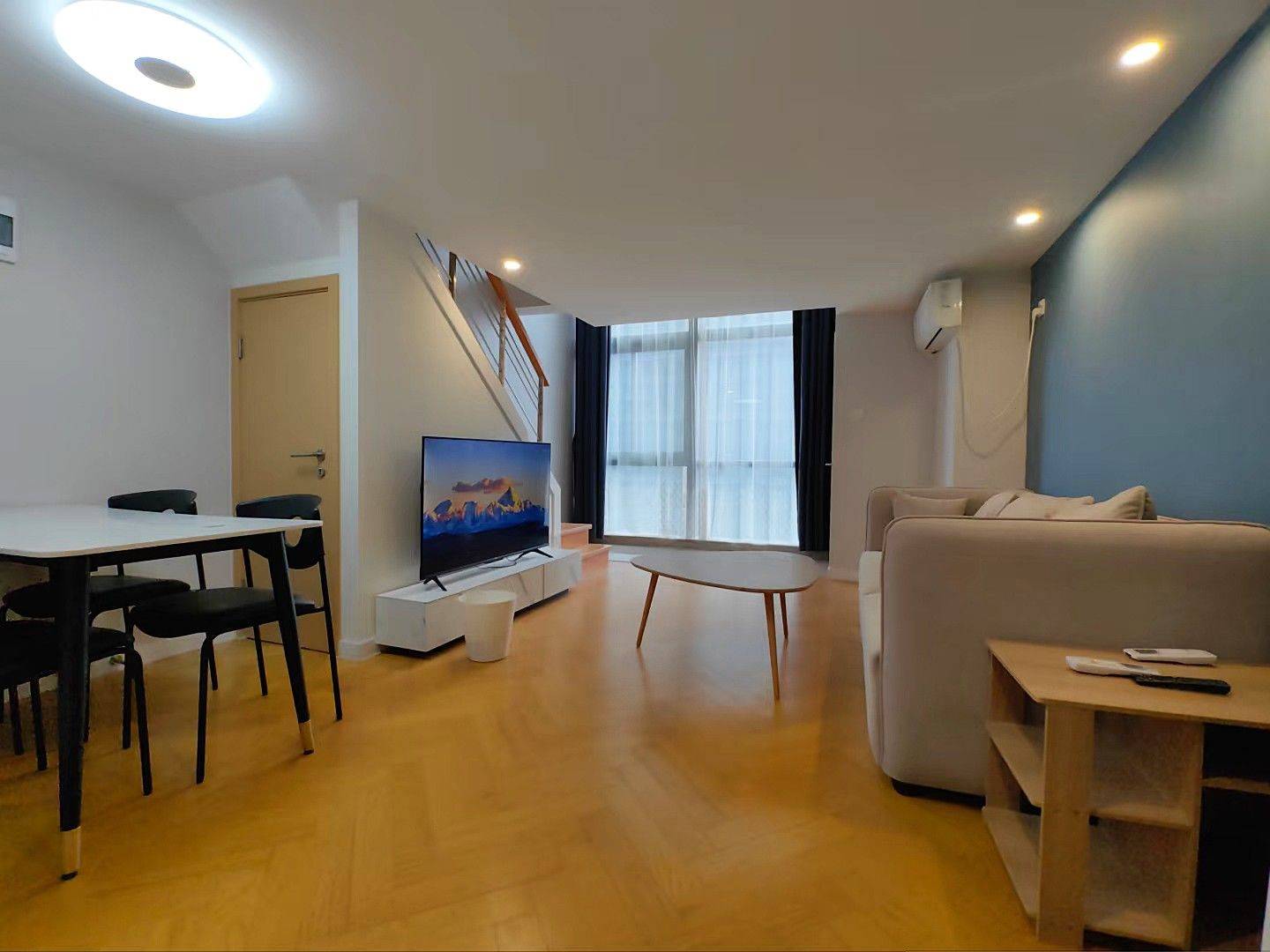 Hangzhou-Xiaoshan-Hustle & Bustle,“Friends”,Pet Friendly