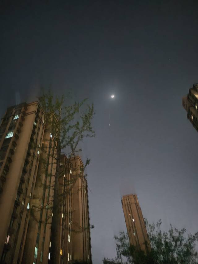 Zhengzhou-Guancheng-Cozy Home,Clean&Comfy,No Gender Limit,Hustle & Bustle