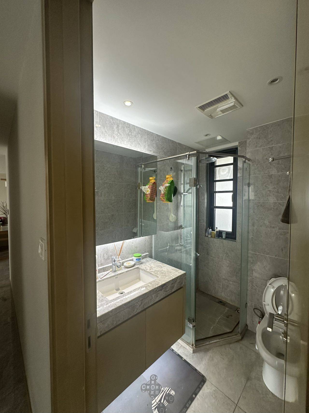 Nanjing-Jiangning-No Gender Limit,Hustle & Bustle,Pet Friendly