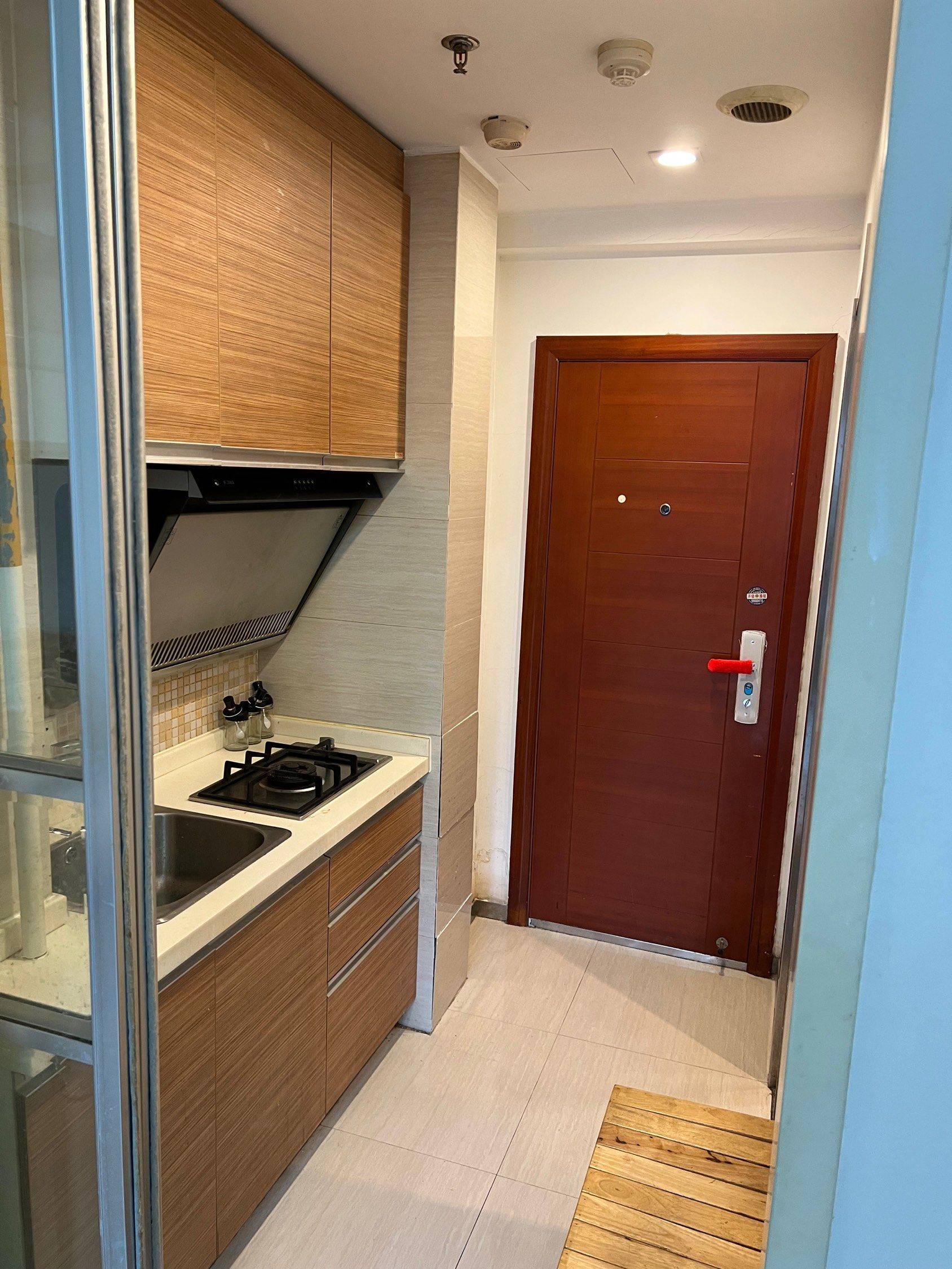Nanjing-Yuhuatai-Cozy Home,Clean&Comfy,No Gender Limit,Hustle & Bustle,“Friends”,Chilled,LGBTQ Friendly,Pet Friendly