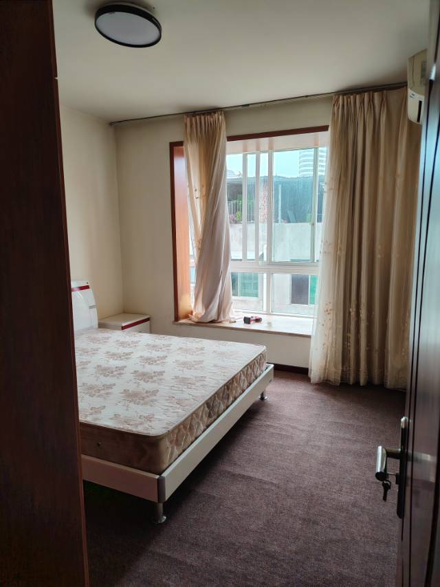 温江 丽日樱花-西北门