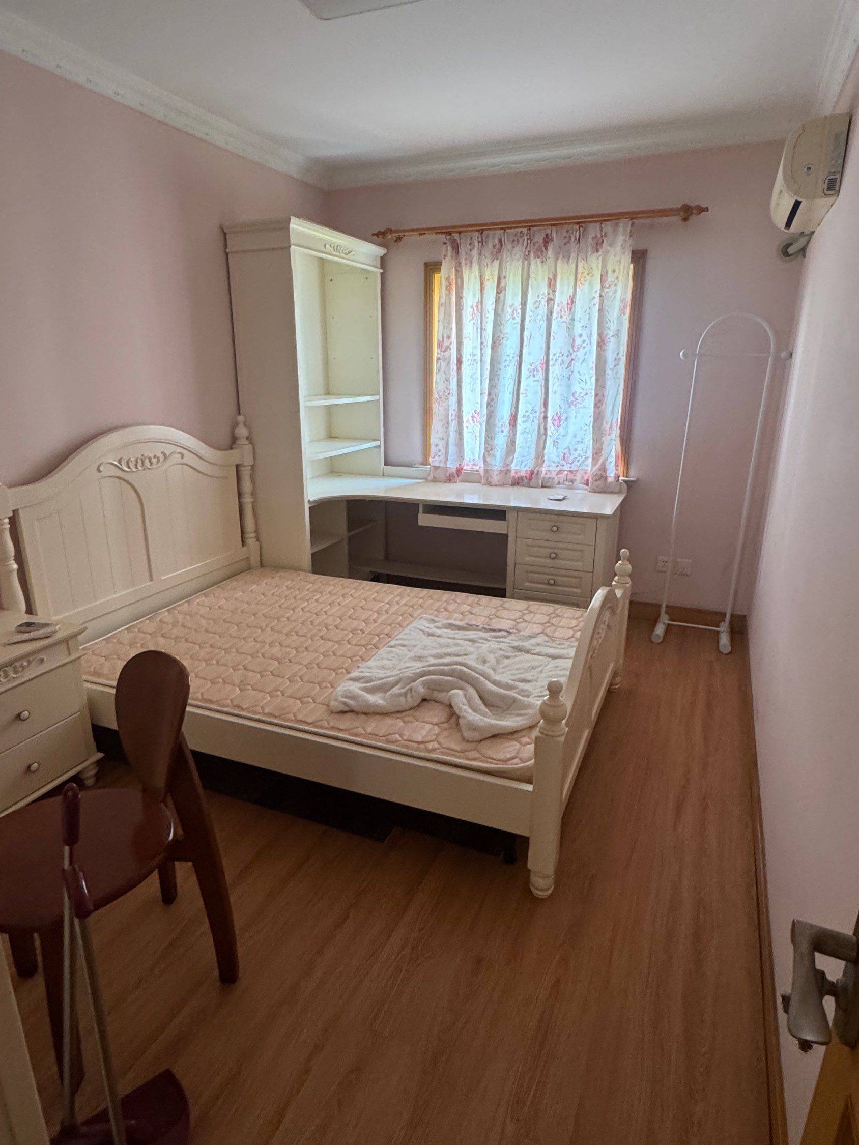 Shanghai-Minhang-Cozy Home,Clean&Comfy,No Gender Limit,Hustle & Bustle,“Friends”,Chilled,LGBTQ Friendly,Pet Friendly