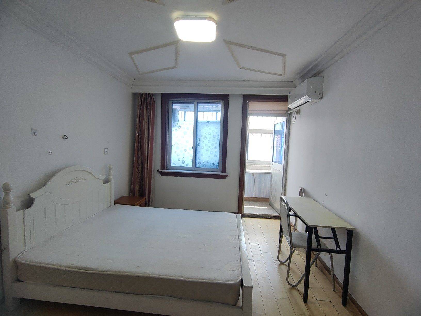 Shanghai-Pudong-Cozy Home,Clean&Comfy,No Gender Limit,Hustle & Bustle,“Friends”,Chilled,LGBTQ Friendly,Pet Friendly