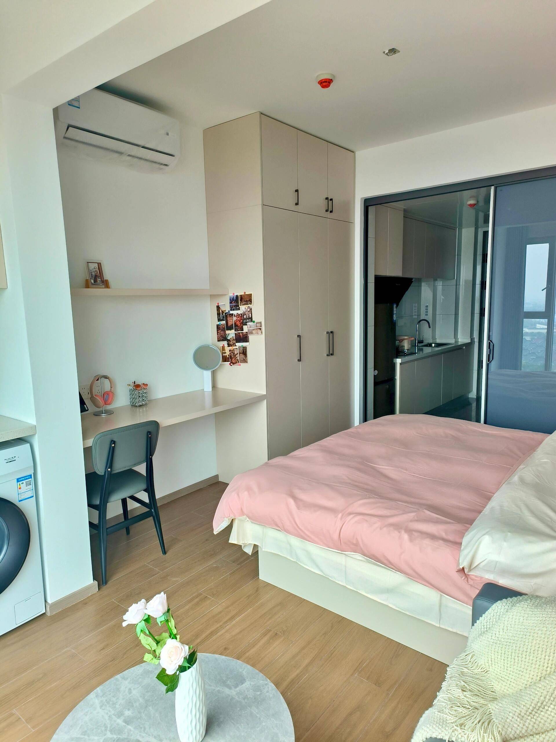 Shanghai-Songjiang-Cozy Home,Clean&Comfy,No Gender Limit,“Friends”,Chilled