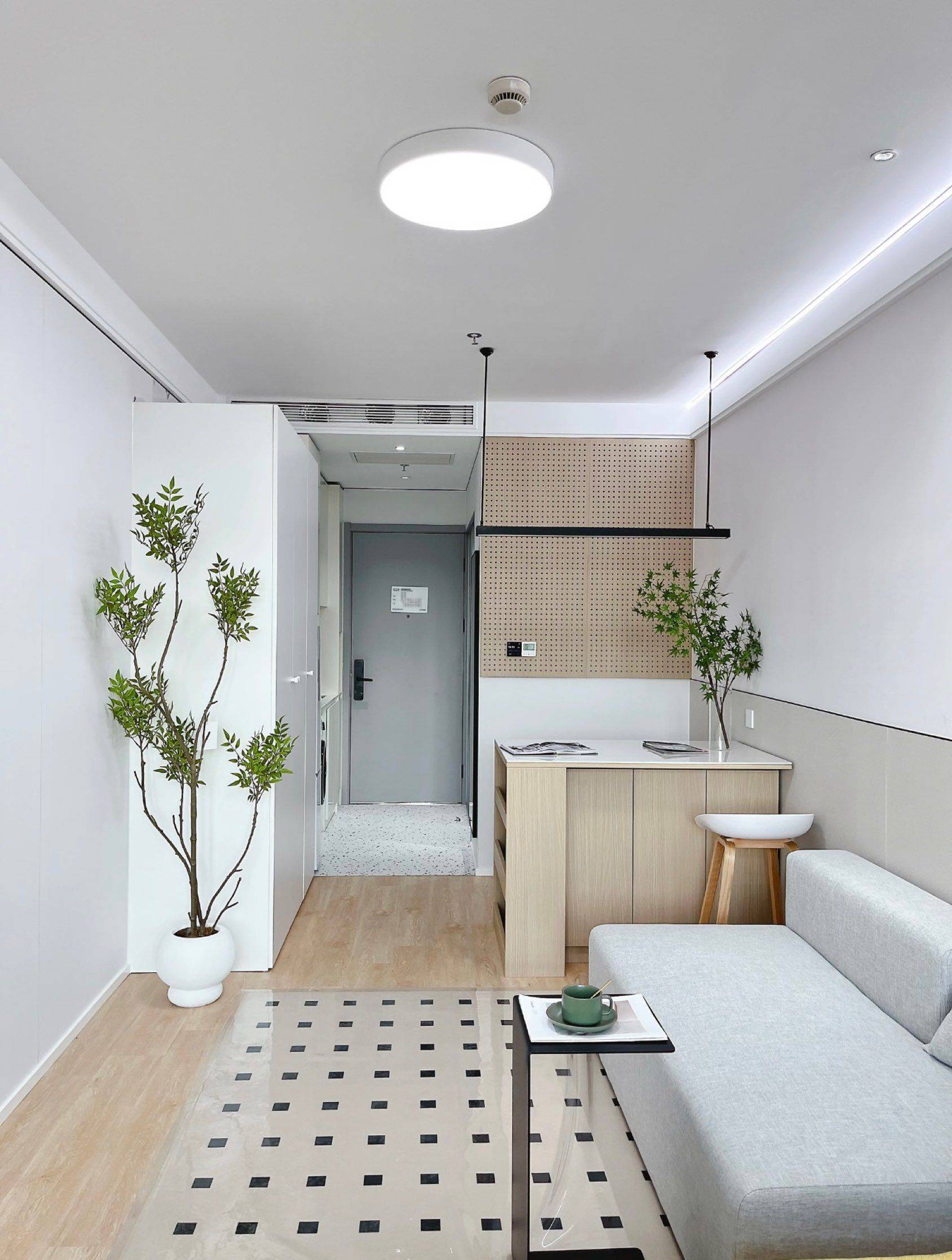 Cozy Home | Clean&Comfy | No Gender Limit | Hustle & Bustle | “Friends” | Chilled | LGBTQ Friendly | Pet Friendly
