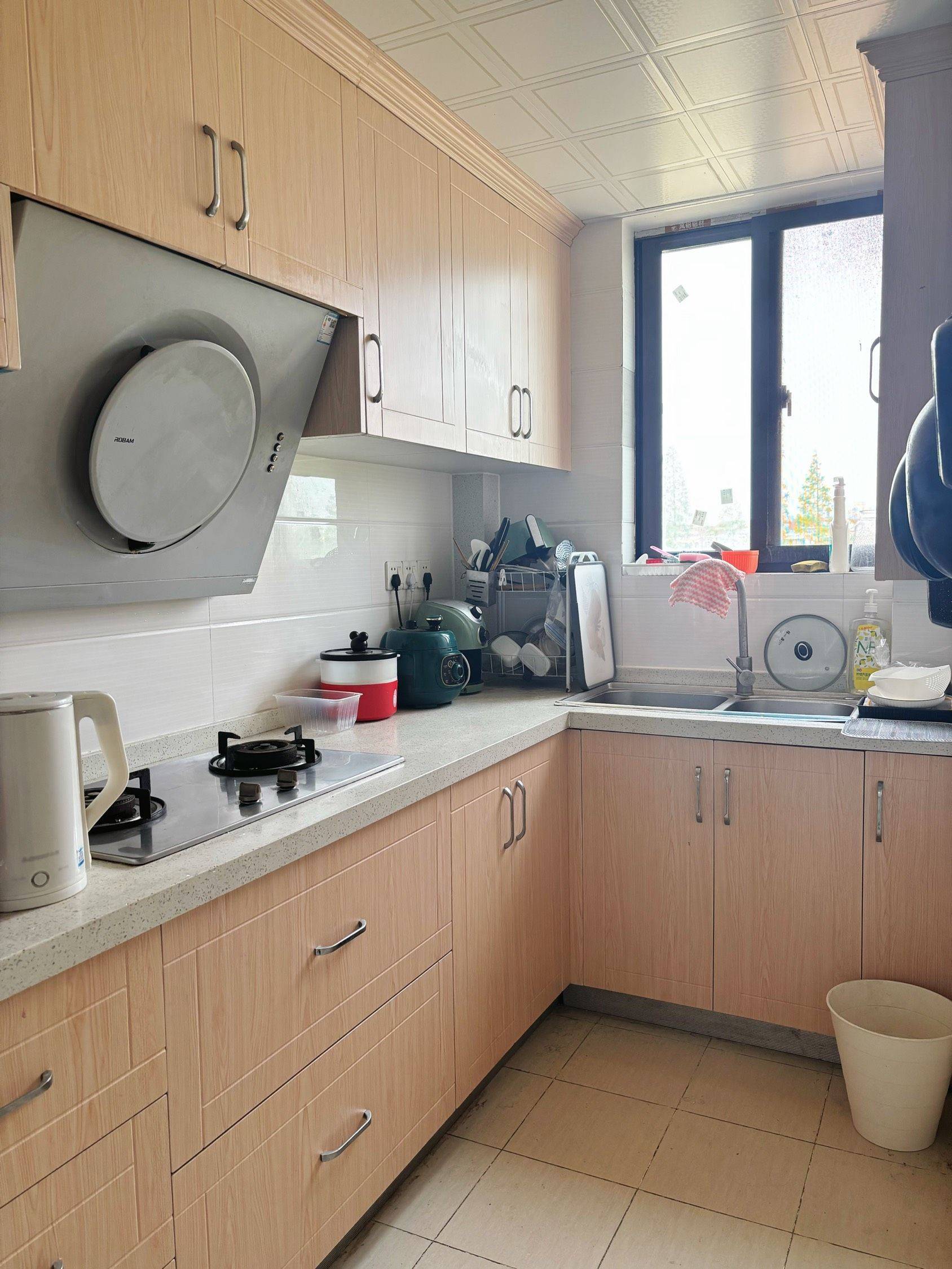Shanghai-Pudong-Cozy Home,Clean&Comfy,No Gender Limit,Hustle & Bustle,“Friends”,Chilled,LGBTQ Friendly