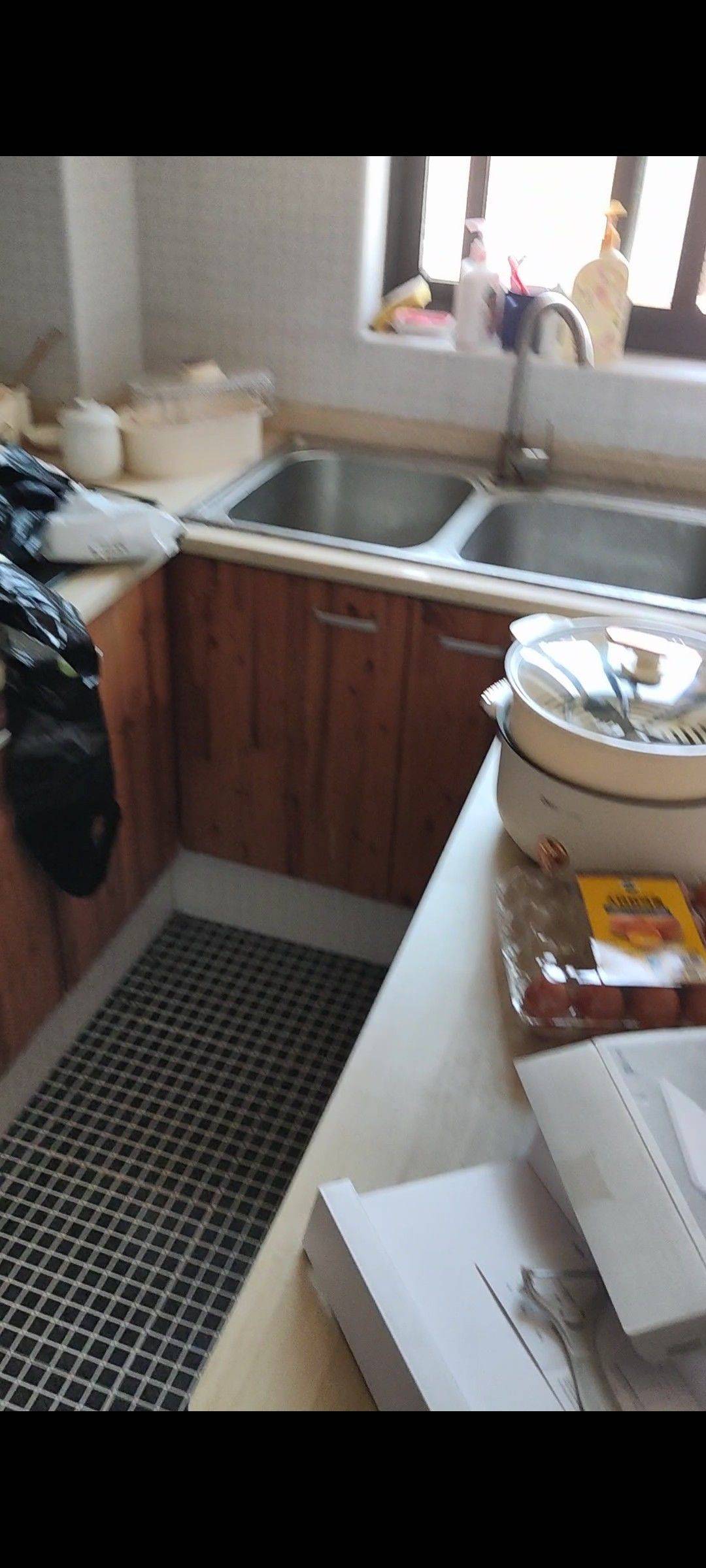 上海-浦东-🔥支持短租,🔥宠物友好,🔥无中介费,🔥民用水电,🔥房东直租,🔥13/18莲溪路地铁站100米,🔥拎包入住