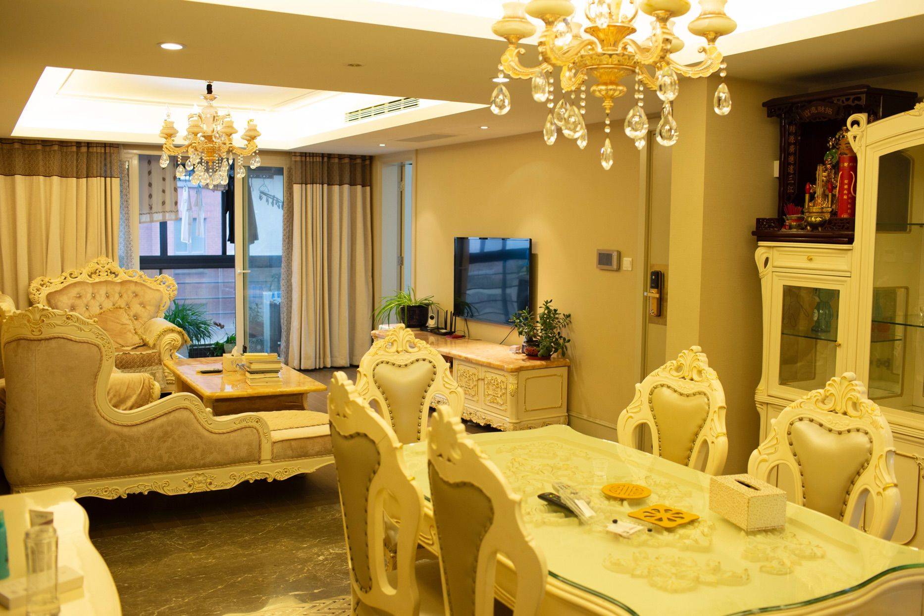 Shanghai-Jing‘An-Cozy Home,Clean&Comfy,No Gender Limit,Hustle & Bustle,“Friends”,Chilled,Pet Friendly