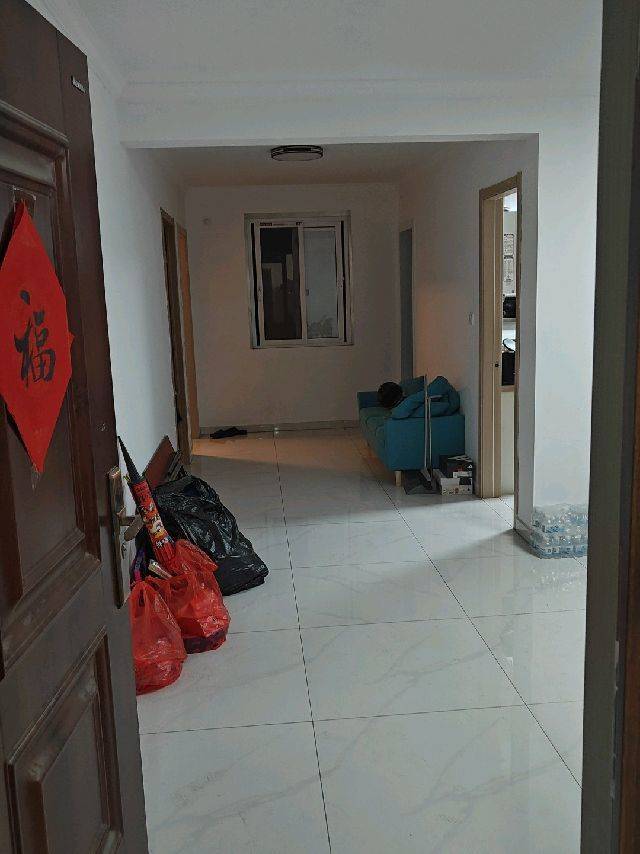Nanjing-Jiangning-No Gender Limit,Hustle & Bustle,Chilled,Pet Friendly