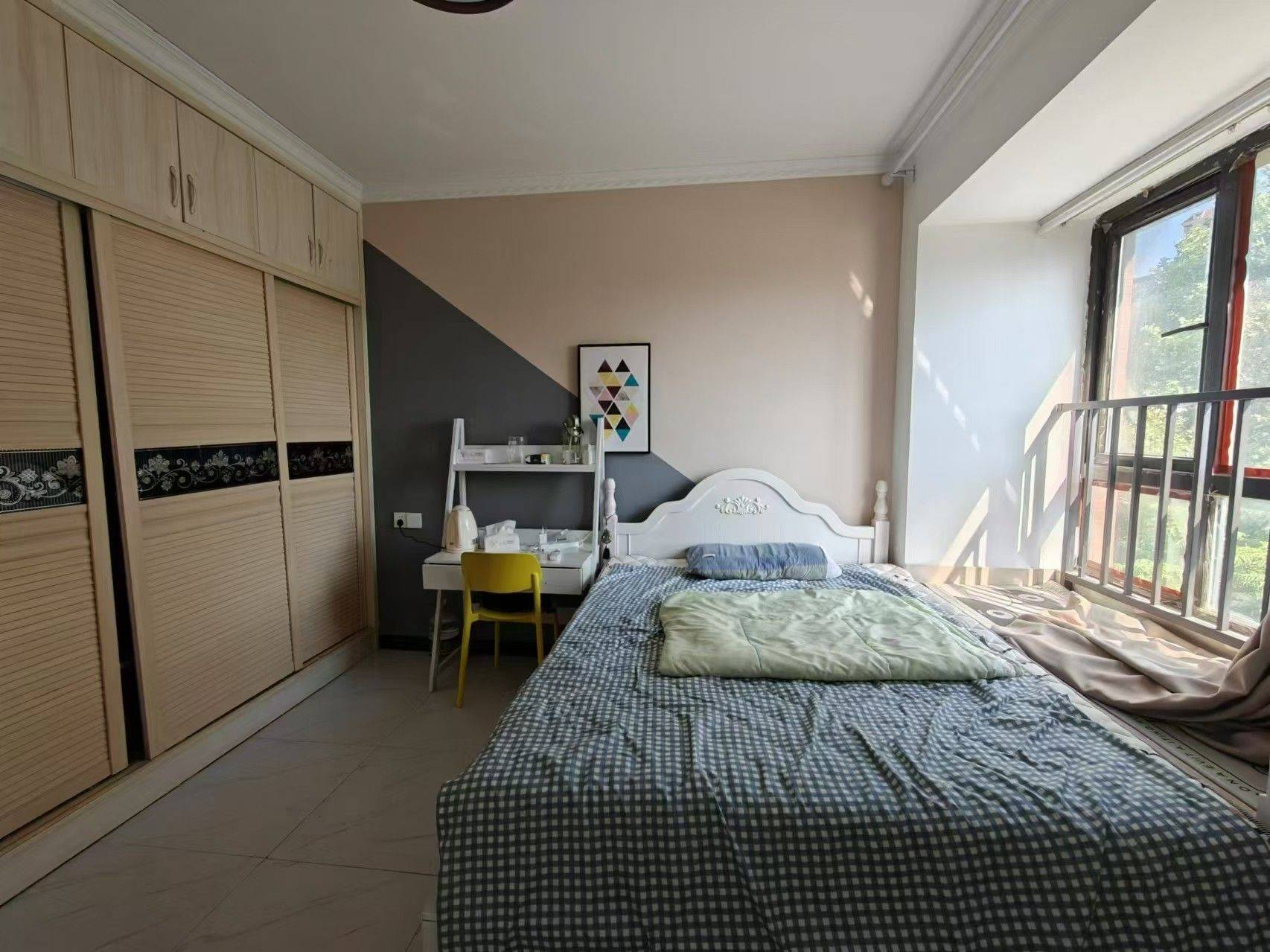 Wuhan-Hongshan-Cozy Home,Clean&Comfy,Hustle & Bustle