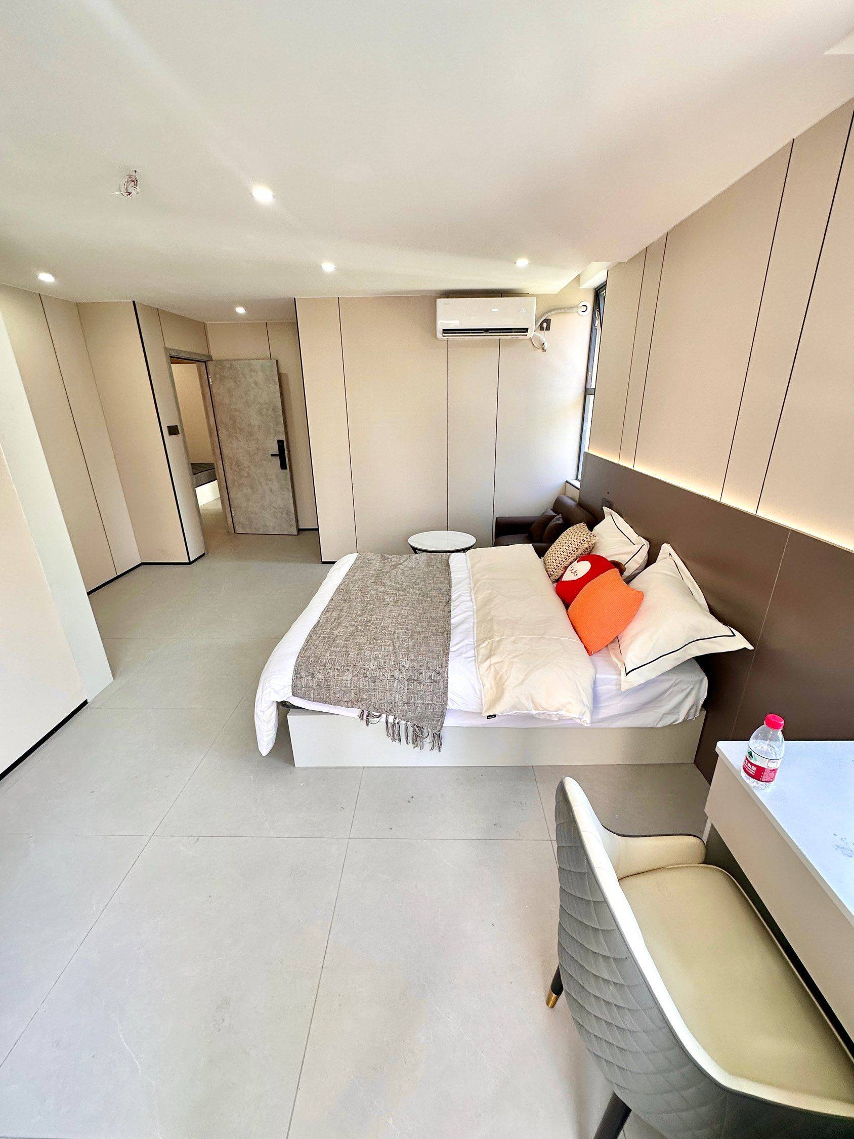 Shenzhen-BaoAn-Cozy Home,Clean&Comfy,No Gender Limit,Hustle & Bustle,“Friends”,Chilled,LGBTQ Friendly,Pet Friendly