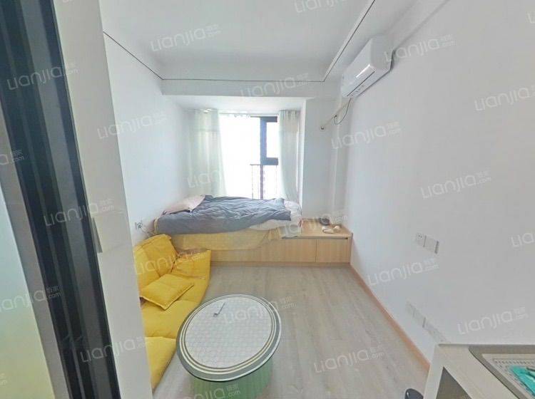 Zhengzhou-Guancheng-Cozy Home,Clean&Comfy,No Gender Limit,Hustle & Bustle