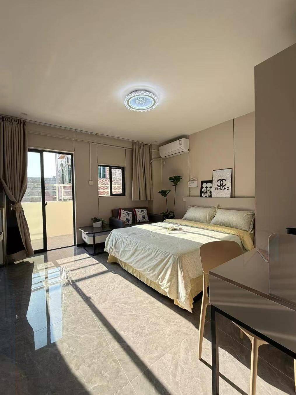 Shenzhen-BaoAn-Clean&Comfy,Pet Friendly