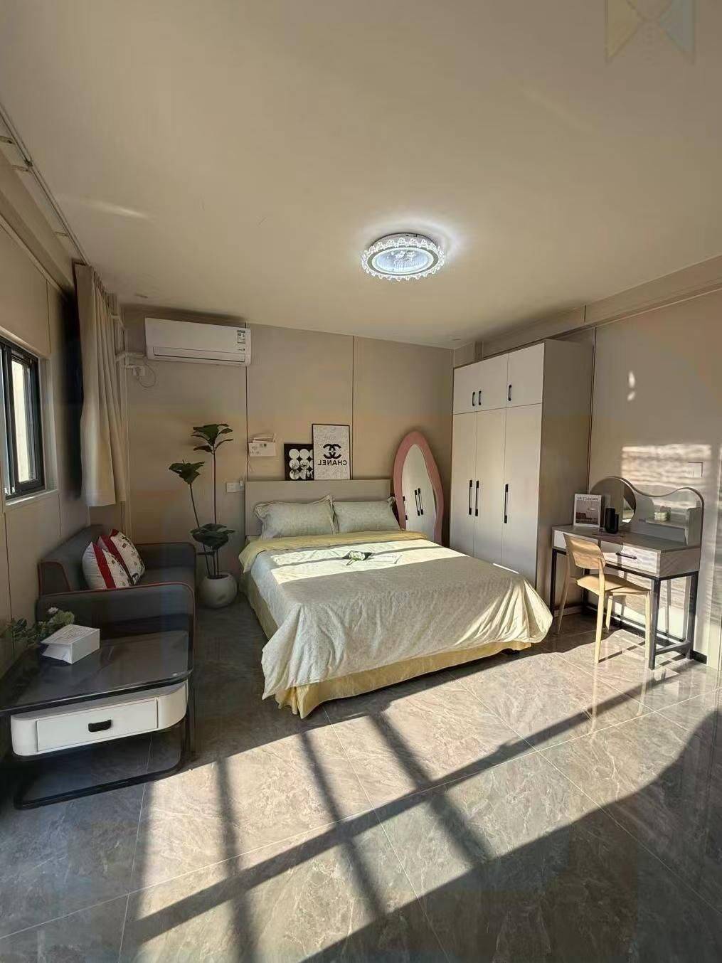 Shenzhen-BaoAn-Clean&Comfy,Pet Friendly