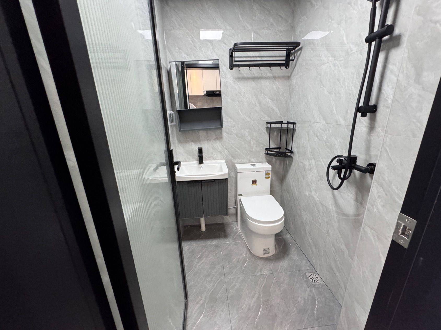 Shenzhen-Futian-Cozy Home,Clean&Comfy,No Gender Limit,Hustle & Bustle,“Friends”,Chilled,LGBTQ Friendly,Pet Friendly