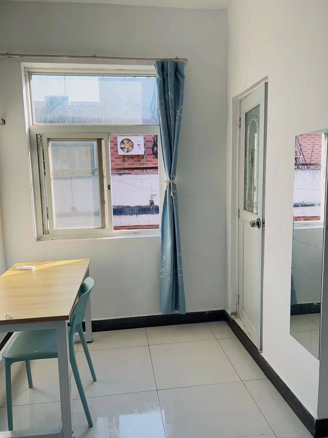 Wuhan-Hongshan-Cozy Home,Clean&Comfy,No Gender Limit,Hustle & Bustle,“Friends”,Chilled,LGBTQ Friendly,Pet Friendly