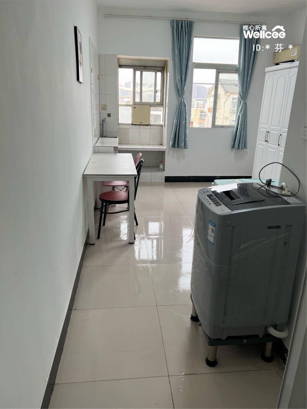 Wuhan-Hongshan-Cozy Home,Clean&Comfy,No Gender Limit,Hustle & Bustle,“Friends”,Chilled,LGBTQ Friendly,Pet Friendly