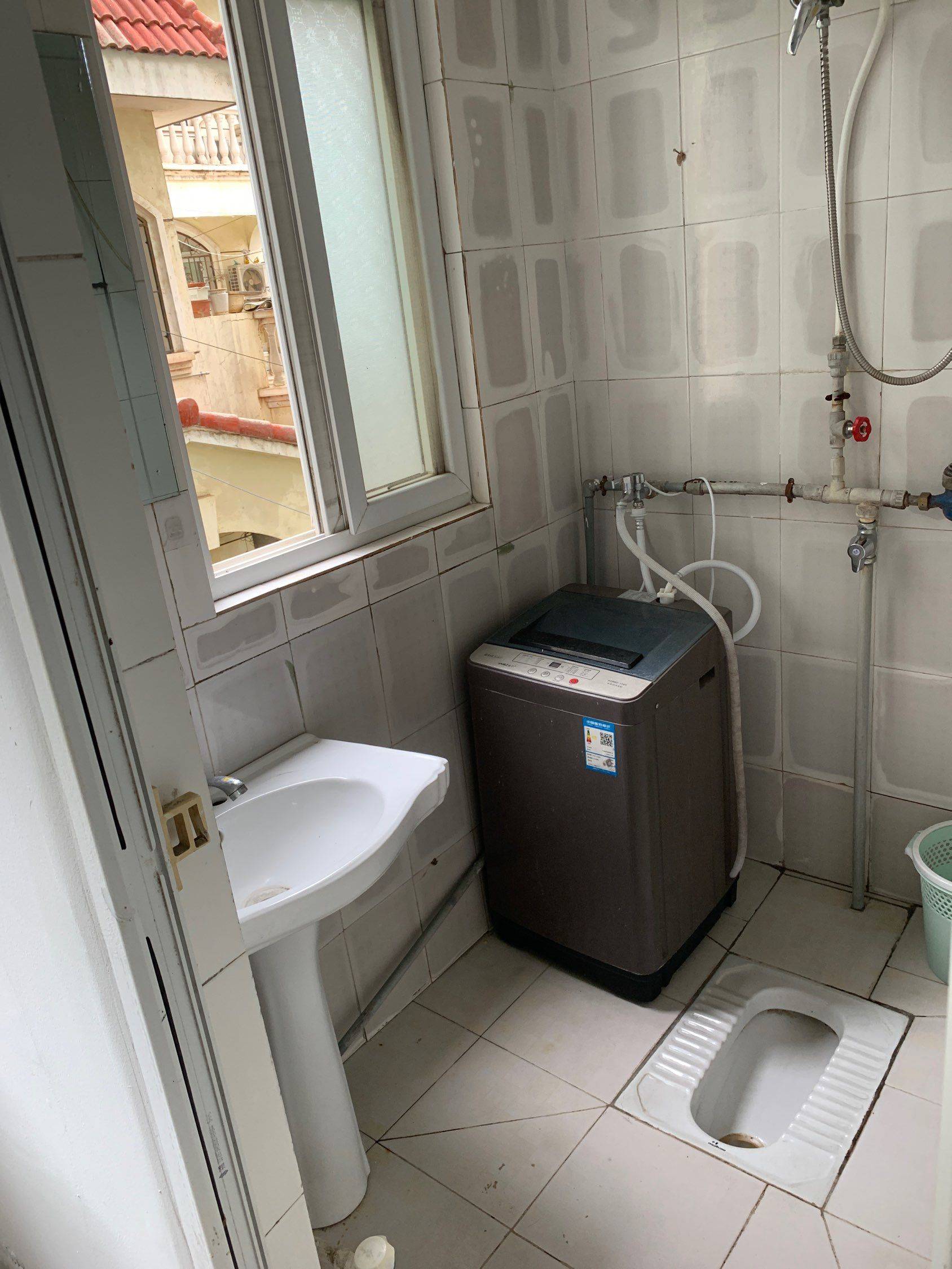 Wuhan-Hongshan-Cozy Home,Clean&Comfy,No Gender Limit,Hustle & Bustle,“Friends”,Chilled,LGBTQ Friendly,Pet Friendly