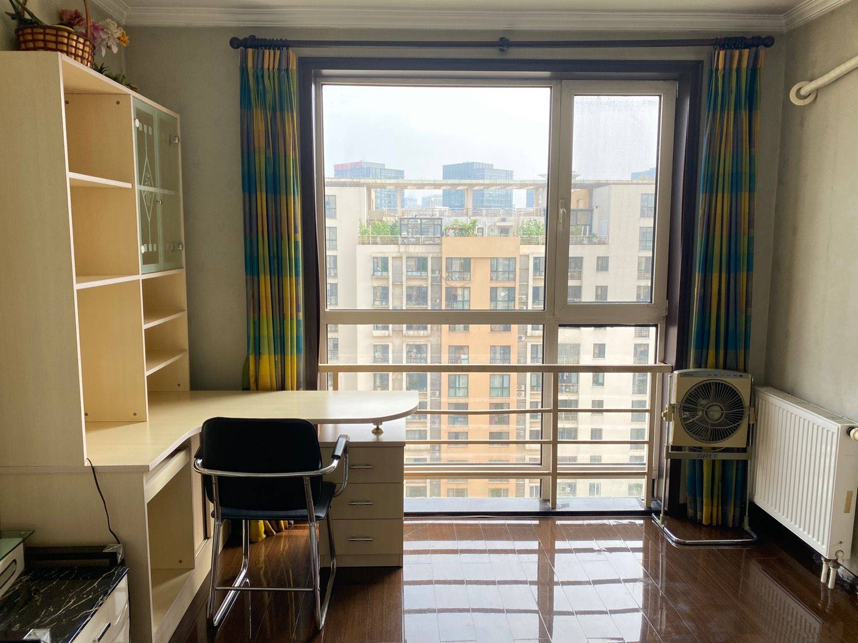 Beijing-Chaoyang-Cozy Home,Clean&Comfy,No Gender Limit,Hustle & Bustle,“Friends”,Chilled