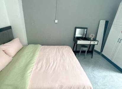 Cozy Home | Clean&Comfy | No Gender Limit | Hustle & Bustle | Chilled | LGBTQ Friendly