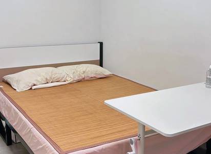 Cozy Home | Clean&Comfy | No Gender Limit | “Friends” | Pet Friendly