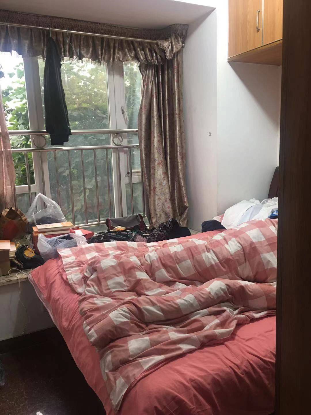 Chongqing-Jiulongpo-Cozy Home,Clean&Comfy,No Gender Limit,Hustle & Bustle,Chilled