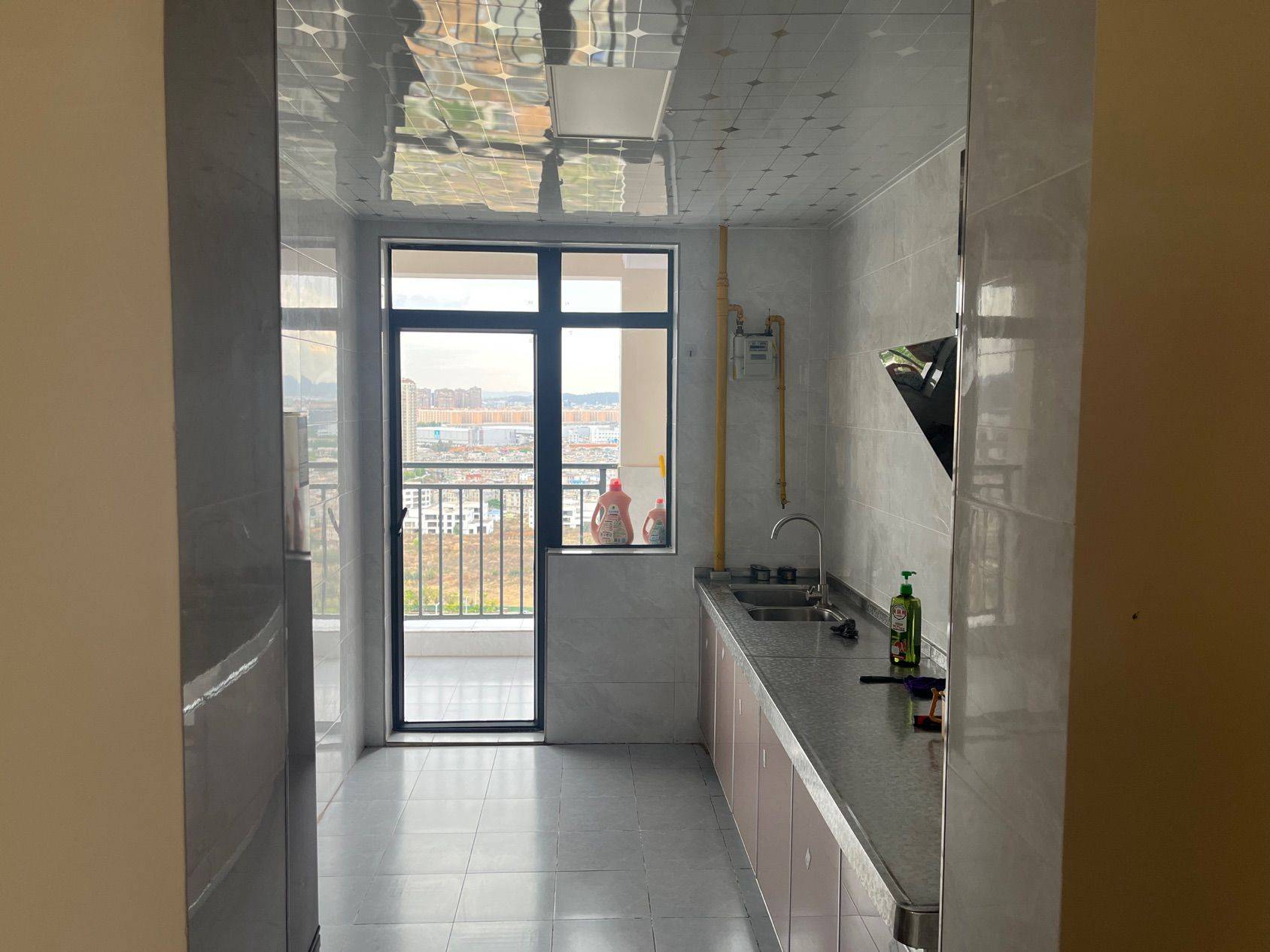 Cozy Home | Clean&Comfy | No Gender Limit | “Friends” | Chilled | 50RMB/Night