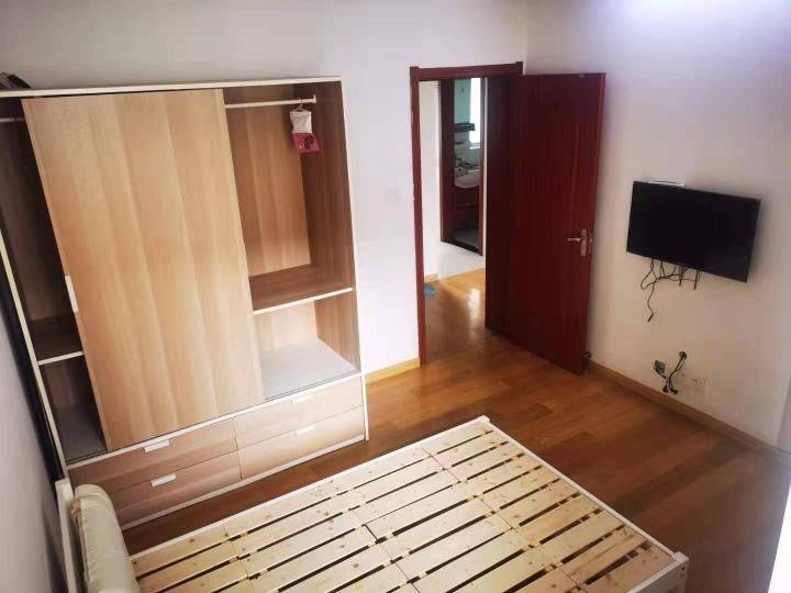 Shanghai-Pudong-Cozy Home,Clean&Comfy,No Gender Limit,Hustle & Bustle,“Friends”,Chilled