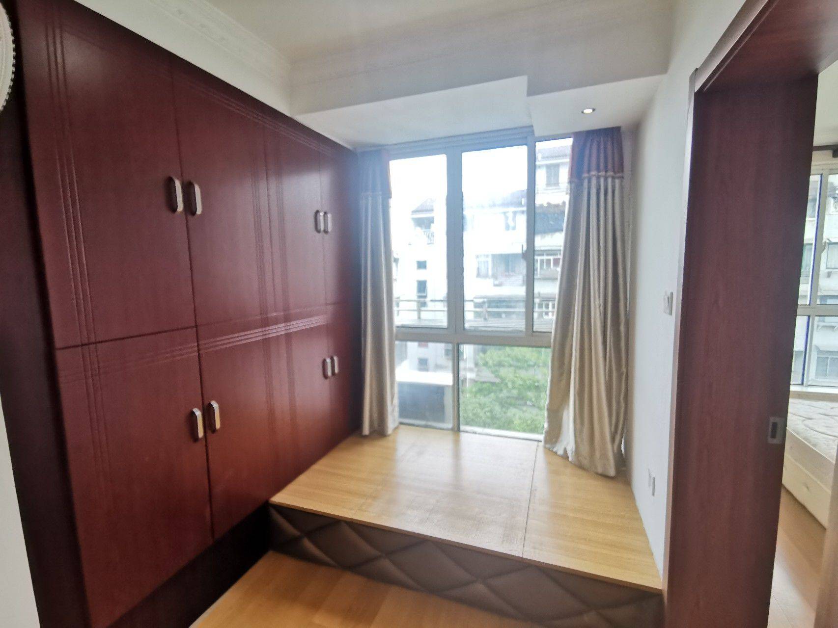 Shanghai-Pudong-Cozy Home,Clean&Comfy,No Gender Limit,Hustle & Bustle,“Friends”,Chilled