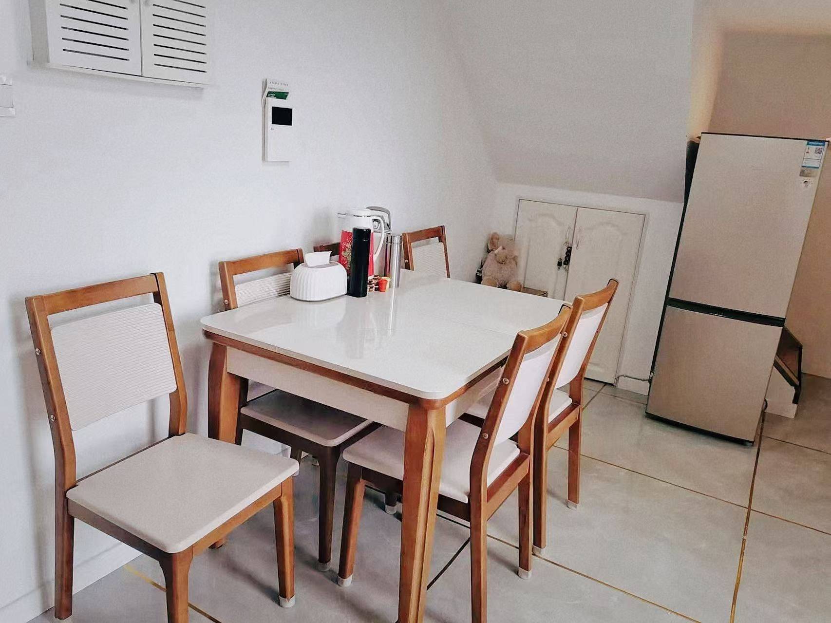 Cozy Home | Clean&Comfy | No Gender Limit | Hustle & Bustle | Chilled | 150RMB/Night