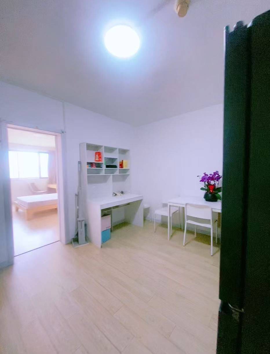 Shanghai-Putuo-Pet Friendly