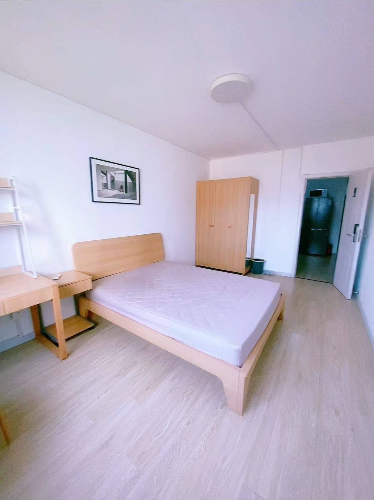 Shanghai-Putuo-Pet Friendly