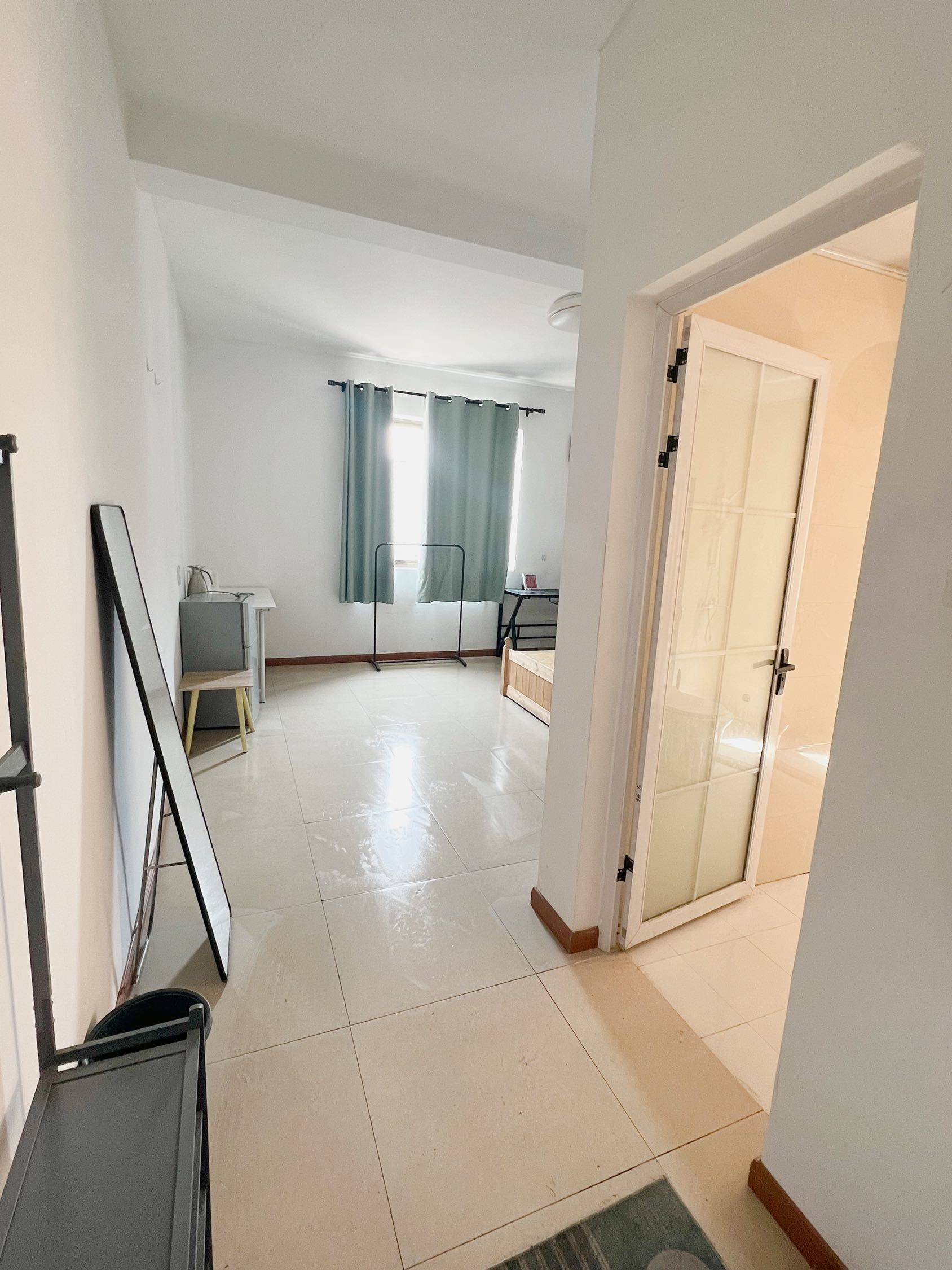 Hangzhou-Xiaoshan-Cozy Home,Clean&Comfy,No Gender Limit,Hustle & Bustle,“Friends”,Chilled