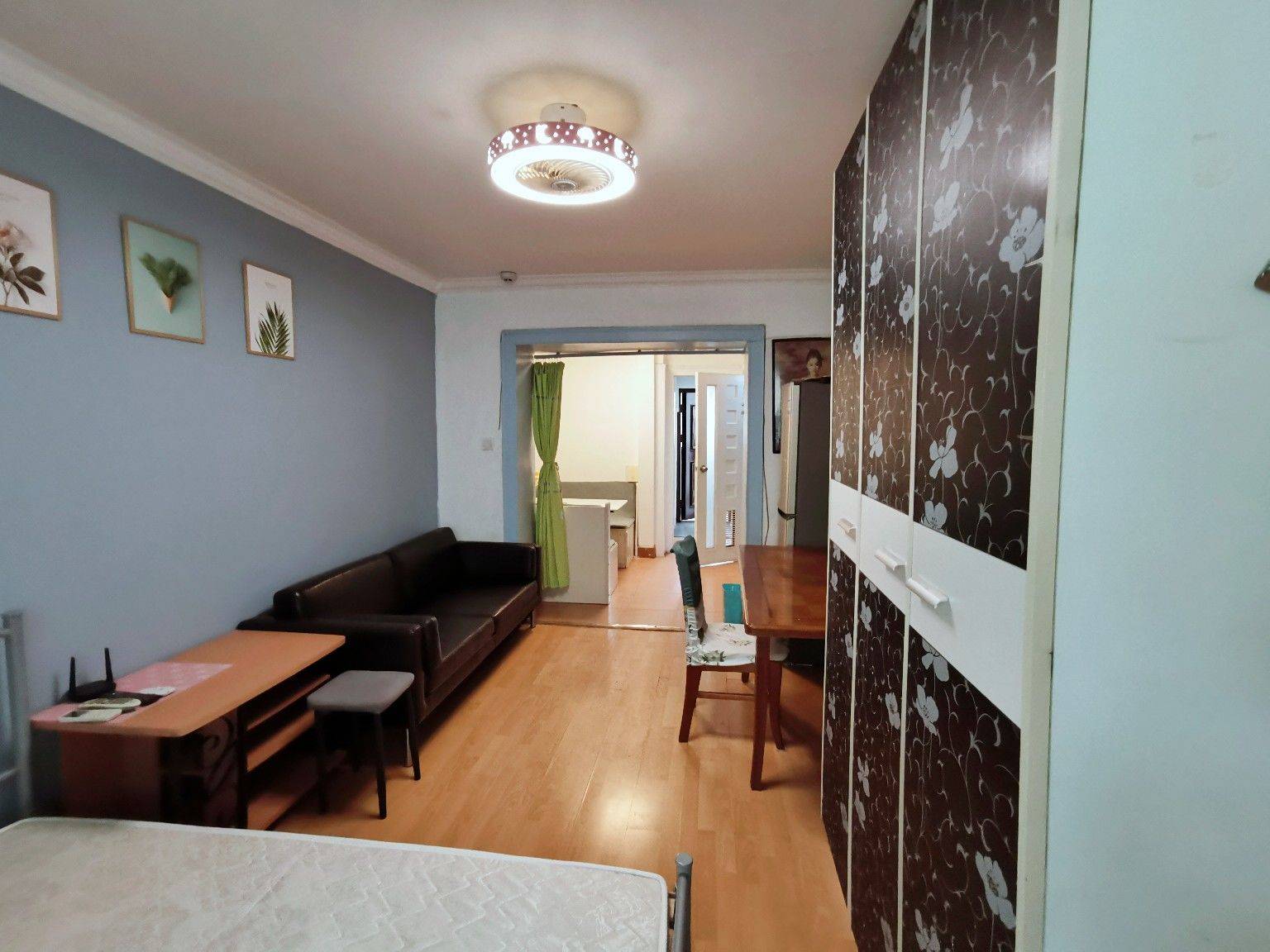 Beijing-Xicheng-Clean&Comfy,No Gender Limit,Hustle & Bustle,“Friends”,Chilled,Pet Friendly